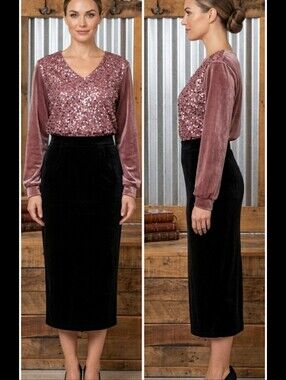 Mauve Rhinestones & Velvet V-Neck Pullover Top Sz M sparkly